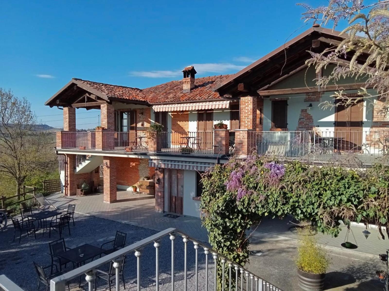 Agriturismo Bric Di Gai Monforte D'Alba Ngoại thất bức ảnh